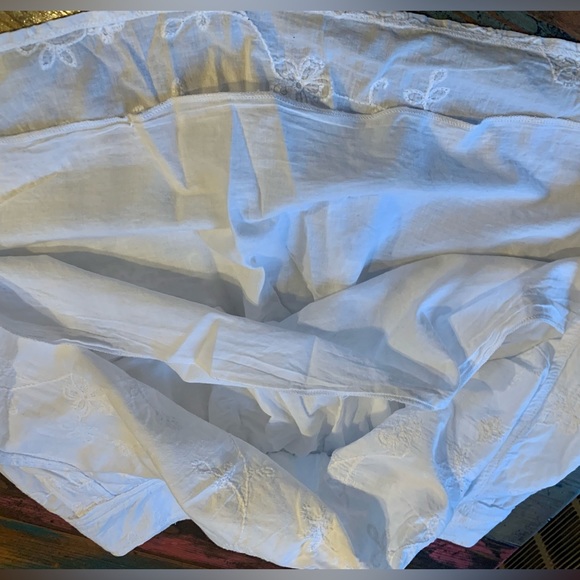 Embroidered Cotton Skirt - Picture 8 of 10